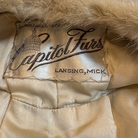 Vintage Mink Capelet - Picture 9 of 9